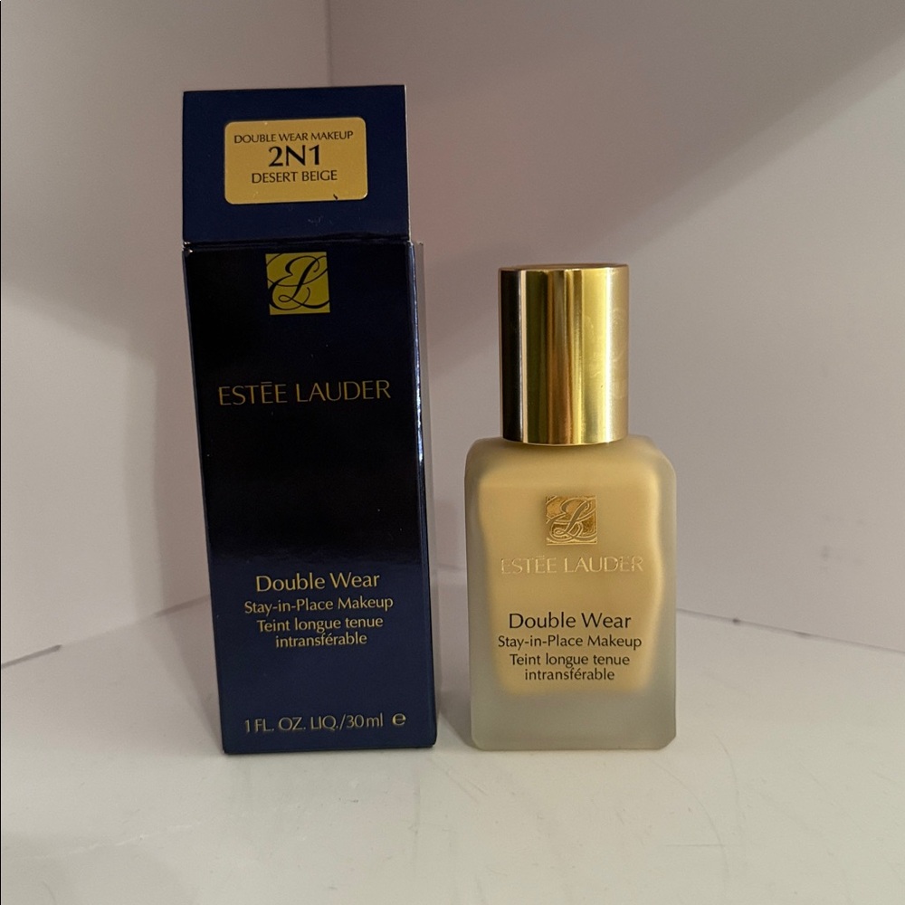 Estée Lauder Double Wear Foundation 2N1